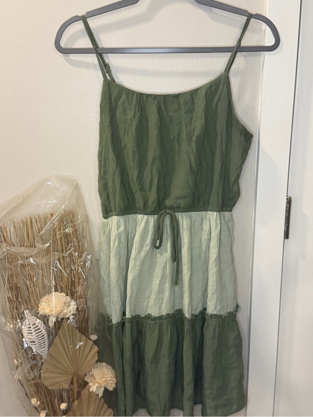 Girls' Olive & Light Sage Tiered Sundress - Sleeveless Spaghetti Strap